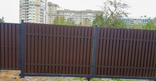 Купить распашные ворота из штакетника Лабинск, цена от 2707 руб.